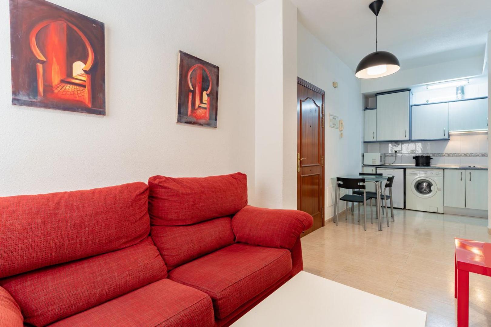Guestready - Bella Casa En La Plaza De La Merced Малага Екстер'єр фото