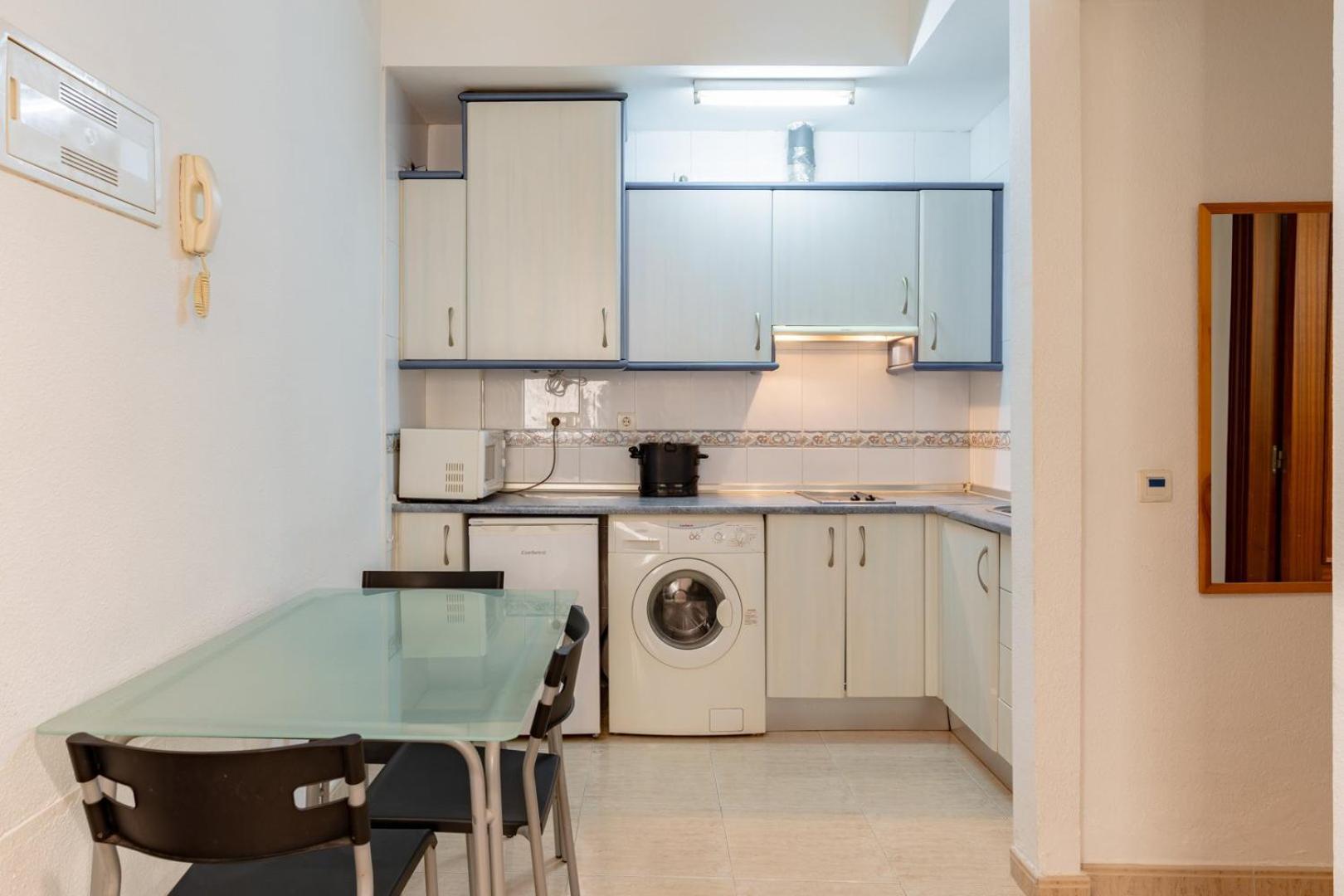 Guestready - Bella Casa En La Plaza De La Merced Малага Екстер'єр фото
